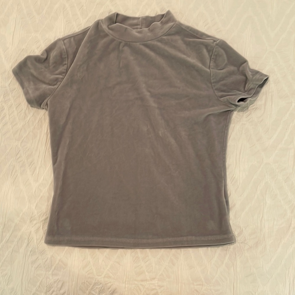 Gray shirt/pj top